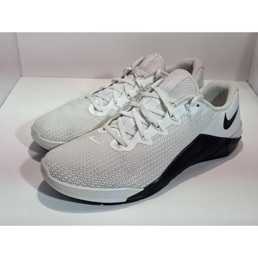 Nike Metcon 5 Shoes Mens Size 11.5 White Black Cross Training Gym AQ1189-190
